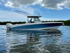 2022 BOSTON WHALER 350 OUTRAGE "Boston Whaler 350 OUTRAGE" photo 1