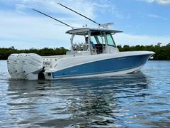 2022 BOSTON WHALER 350 OUTRAGE "Boston Whaler 350 OUTRAGE" photo 3