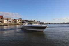 2019 BOSTON WHALER 380 Realm "Boston Whaler 380 Realm" photo 1