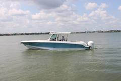 2018 BOSTON WHALER 380 OUTRAGE "Boston Whaler 380 OUTRAGE" photo 2