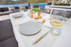 Alfresco dining