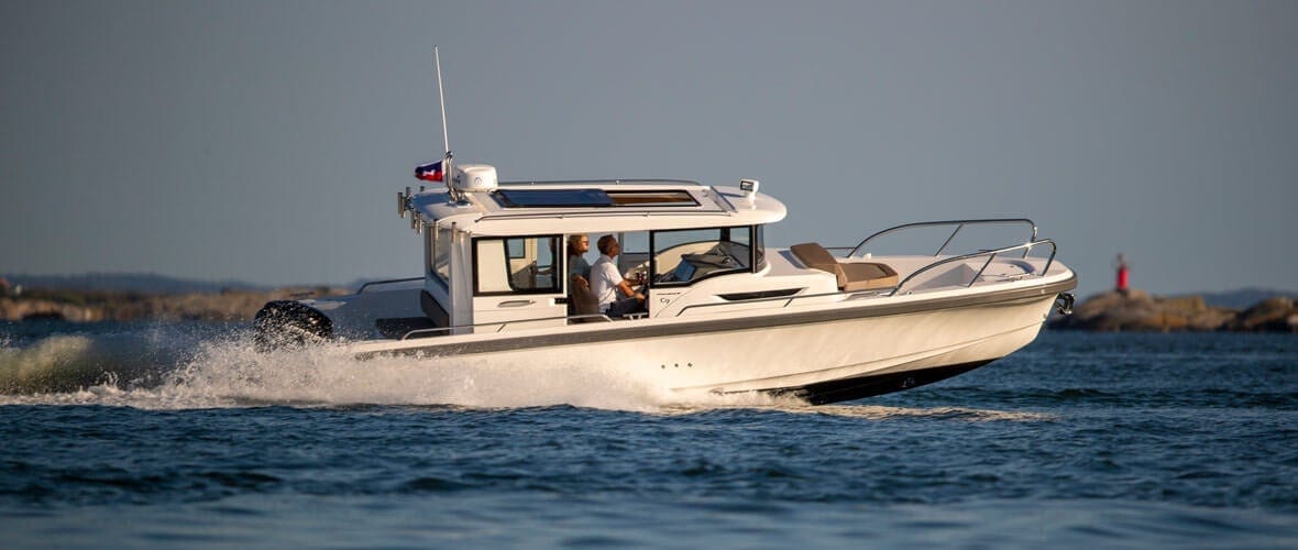 Nimbus C9 motor yacht exterior