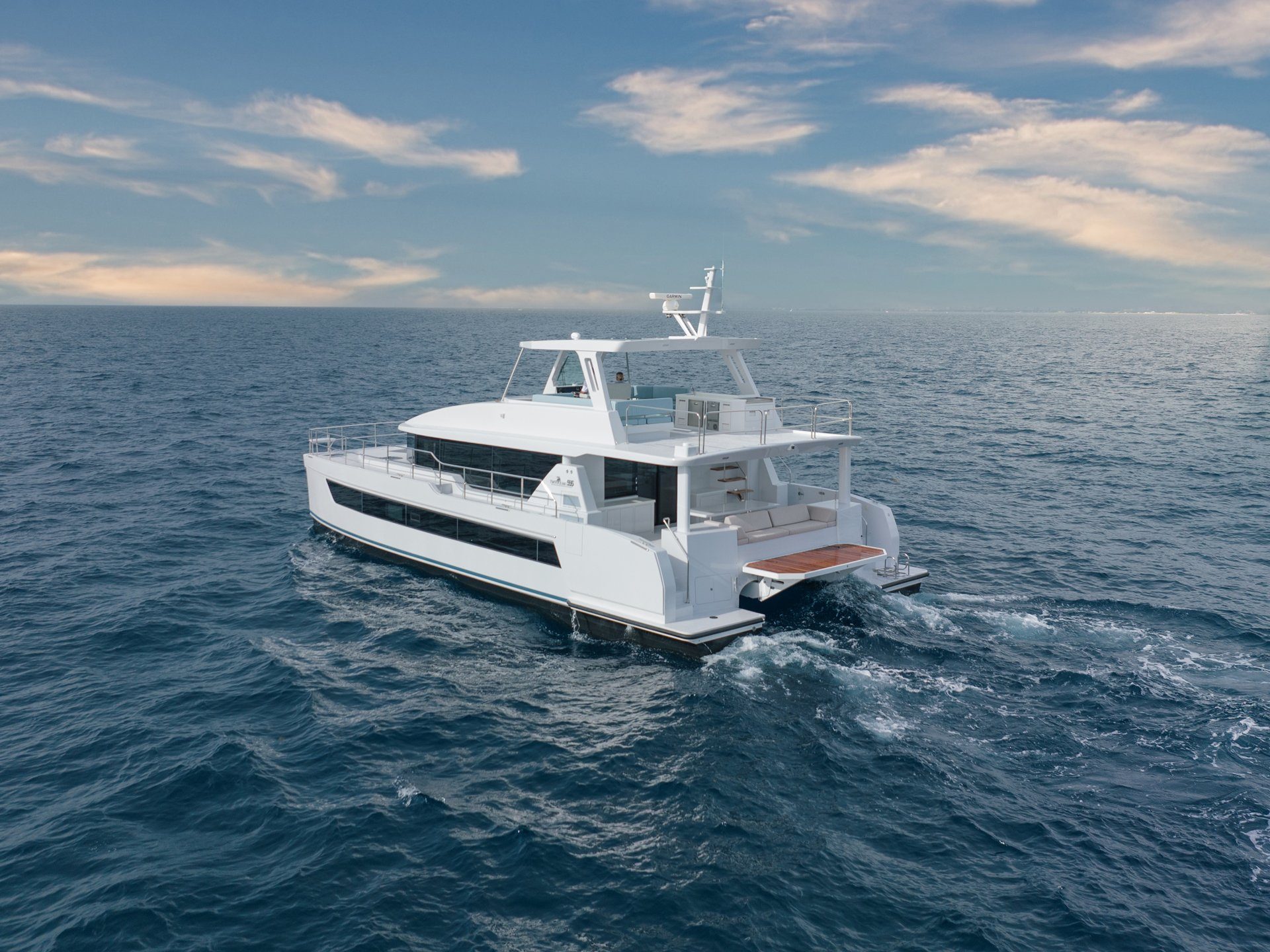 Two Oceans 555 Power Catamaran - Two-Oceans-5