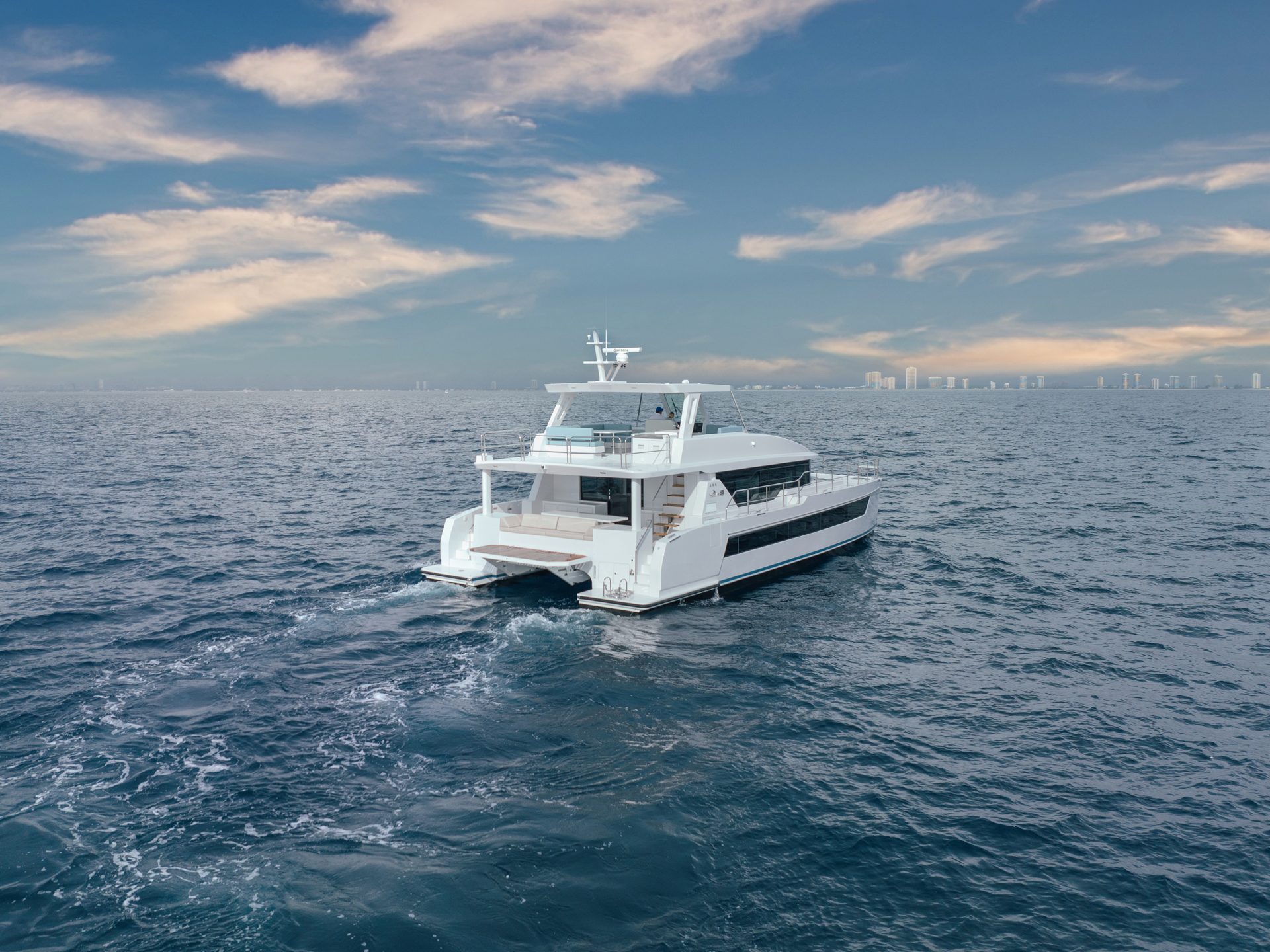 Two Oceans 555 Power Catamaran - Two-Oceans-8