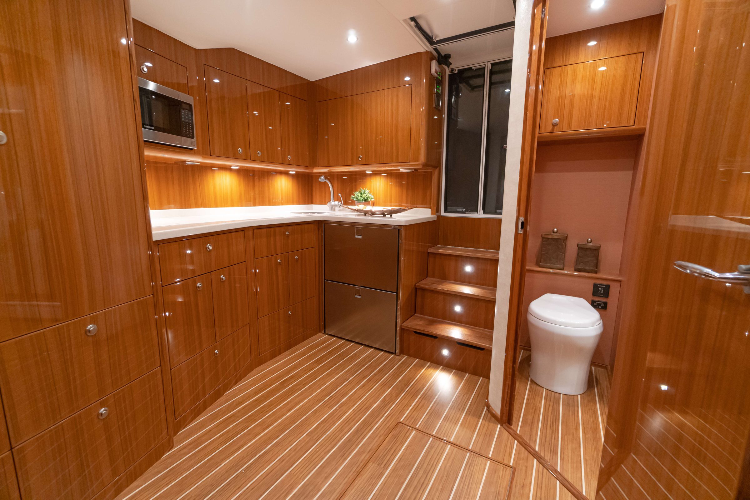 Viking 46 Billfish - CC-03062