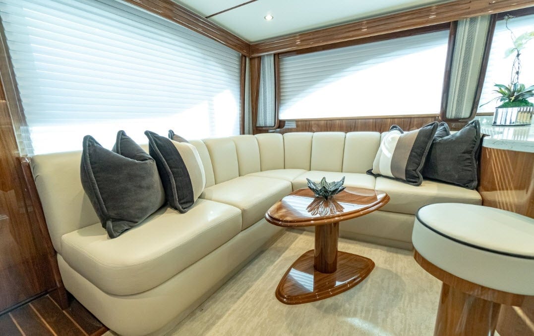 Viking 54 Open Bridge - Viking-54-Sofa