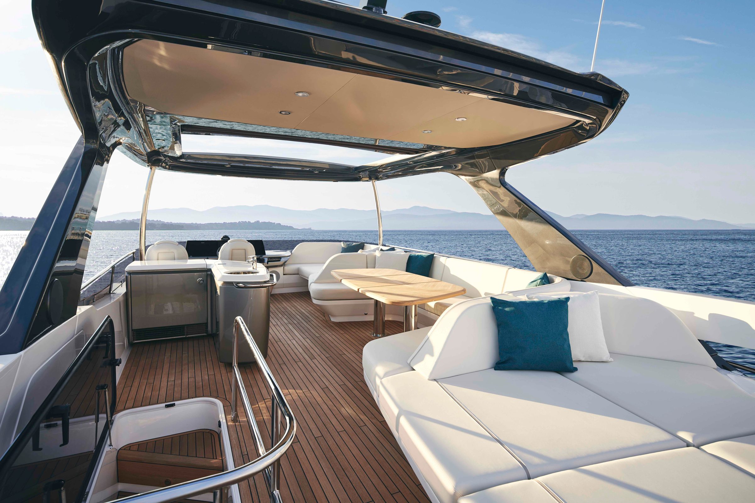Princess F65 - f65-flybridge-2022
