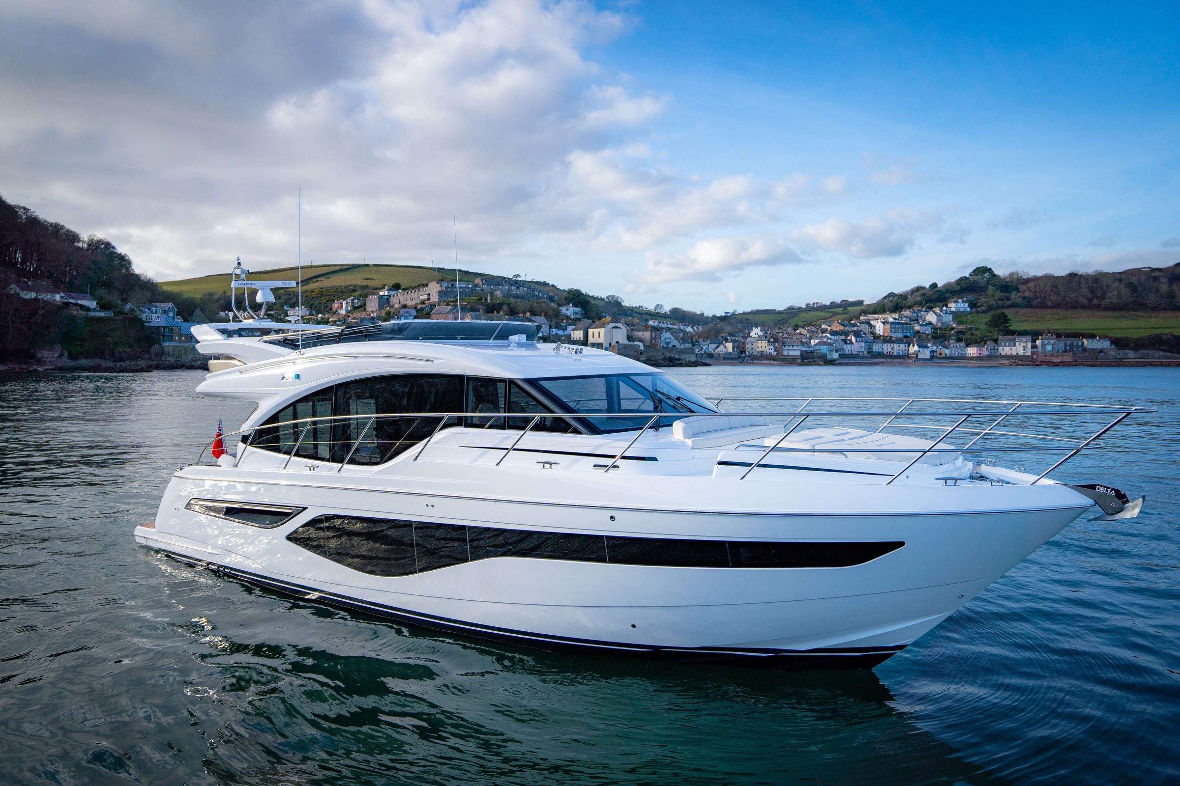 Princess F55 - f55-exterior-white-hull-sea-trial-13