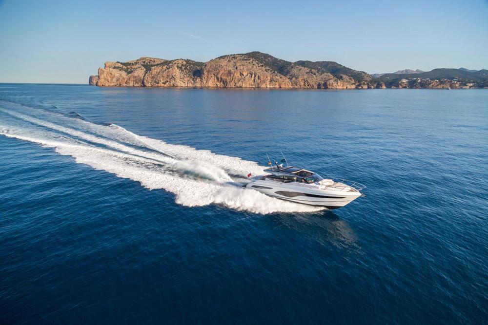 Princess V65 - princess-65-v-class-1