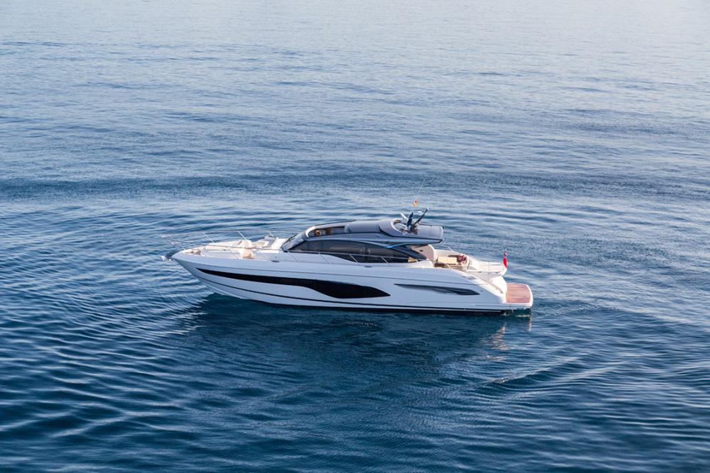 Princess V65 - princess-65-v-class-2