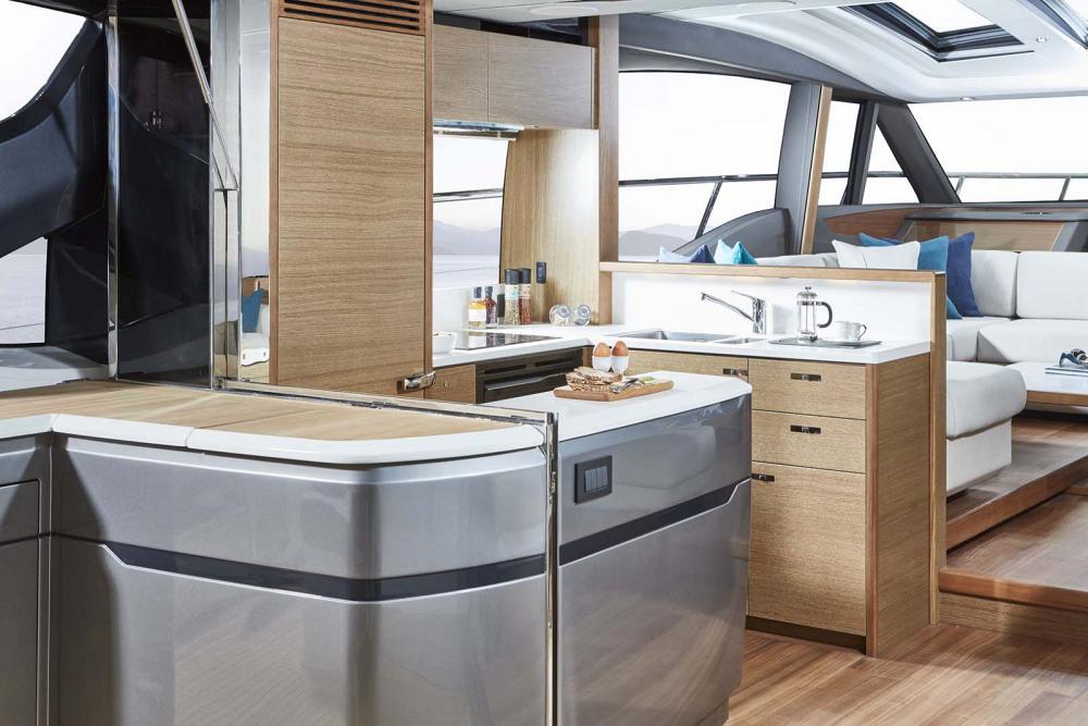 Princess V65 - princess-65-v-class-7