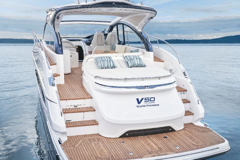 Princess V50 - Princess-V50-Open-Aft-View