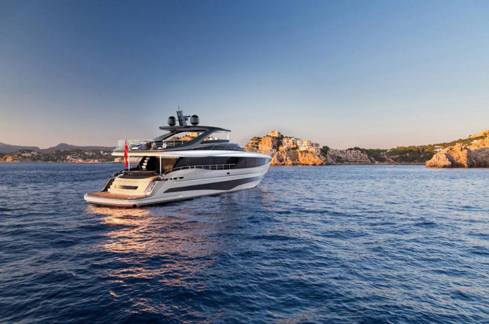 Princess Y95 - princess-95-y-class-2