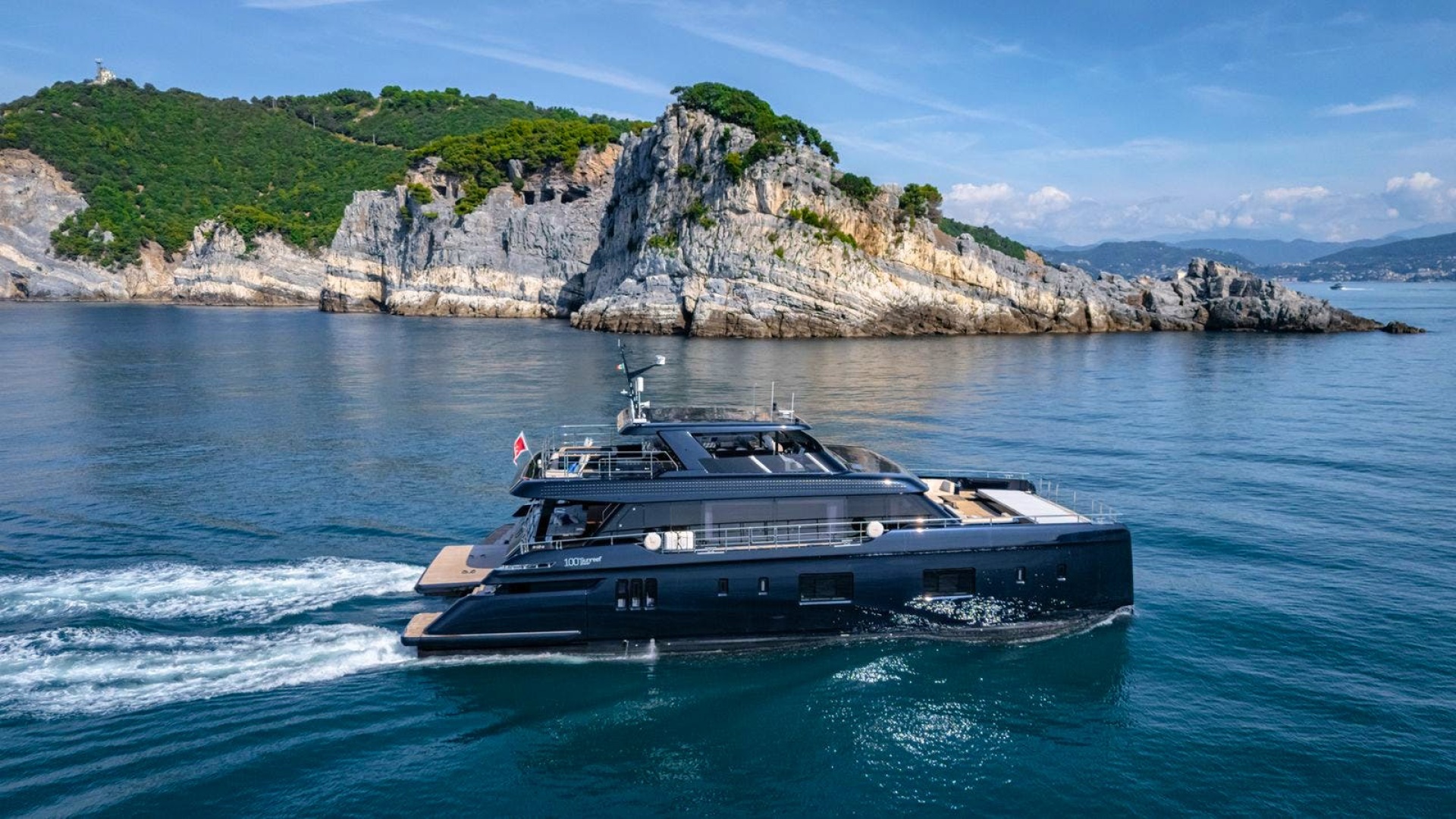 2025 SUNREEF YACHTS Sunreef 100 Power "PETITE BELLE" - photo 3