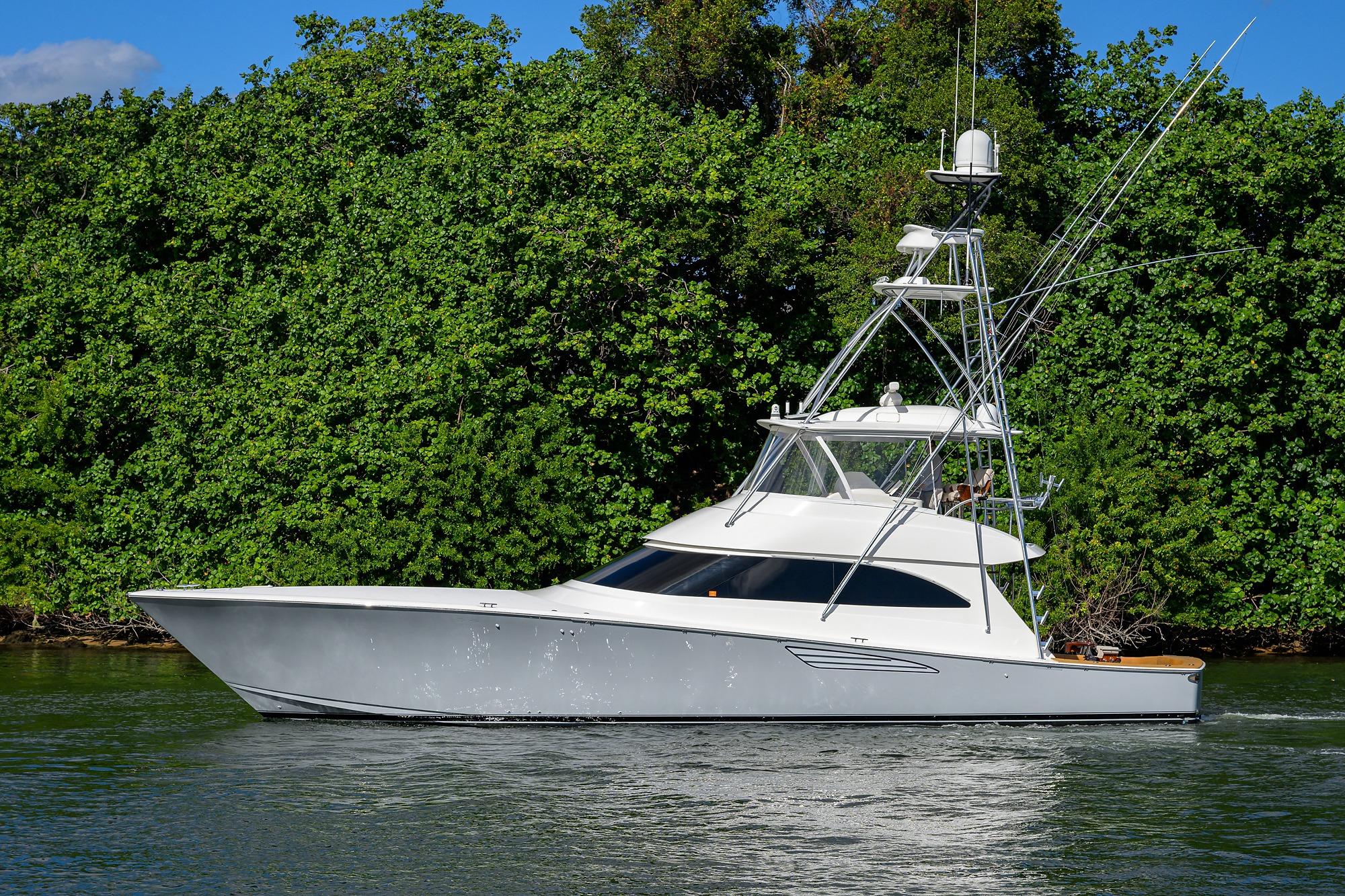 2015 Viking 62 Convertible - photo 3