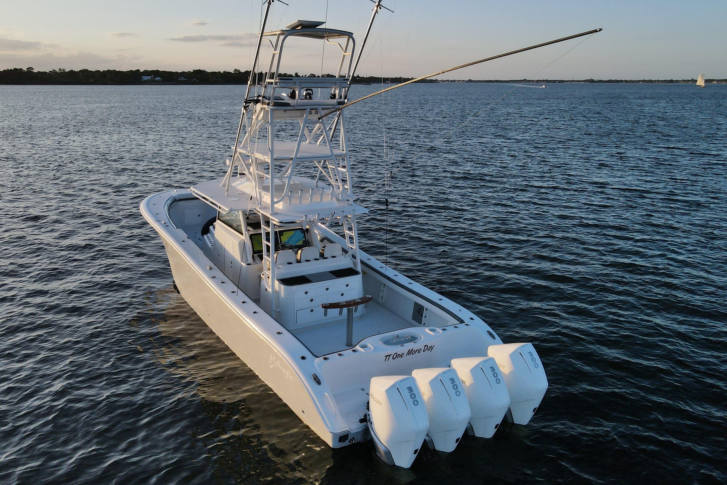 2019 Yellowfin 42 Offshore - photo 3