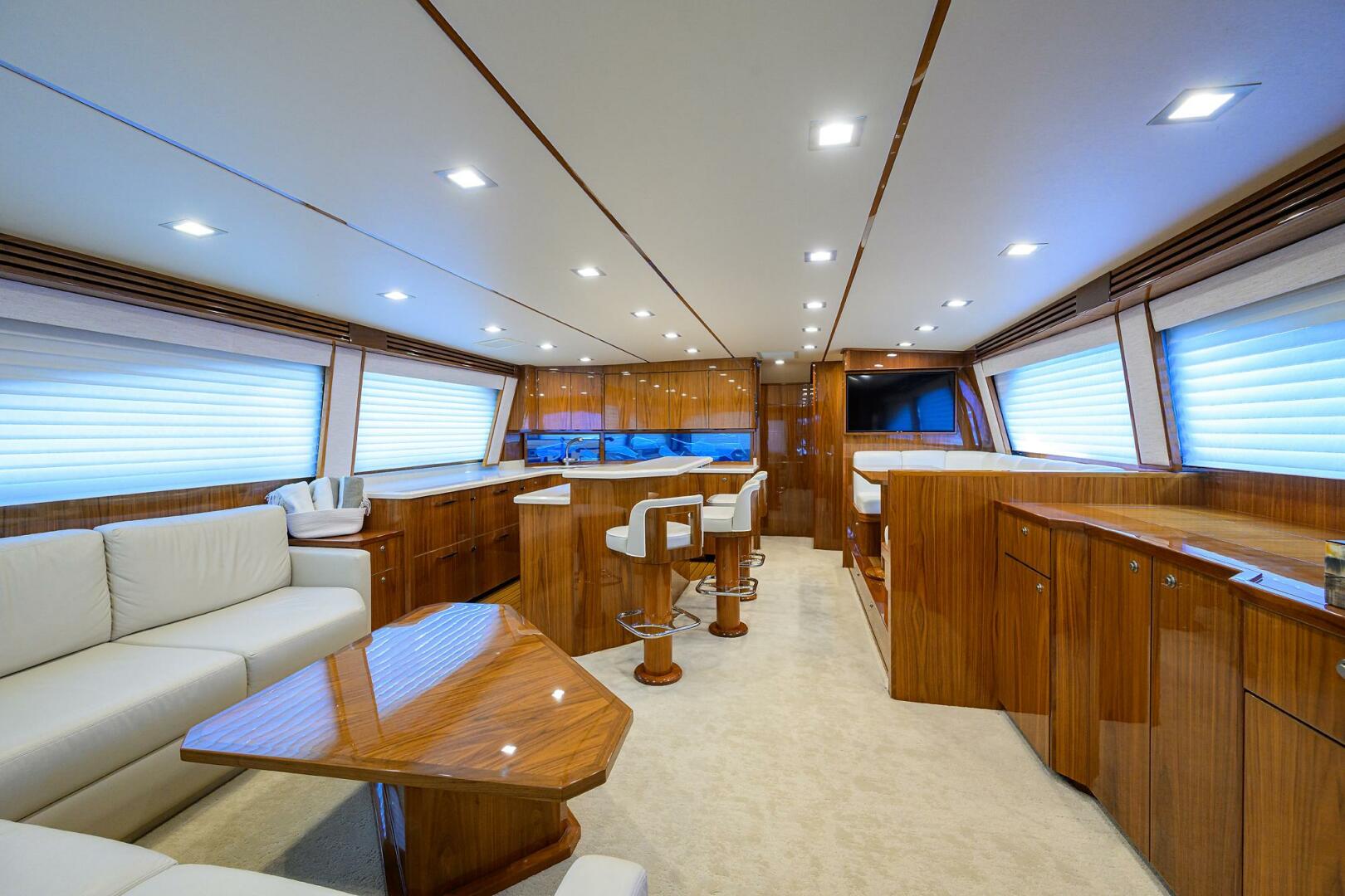 2021 Viking 72 Convertible "SANDBOB II" - photo 2