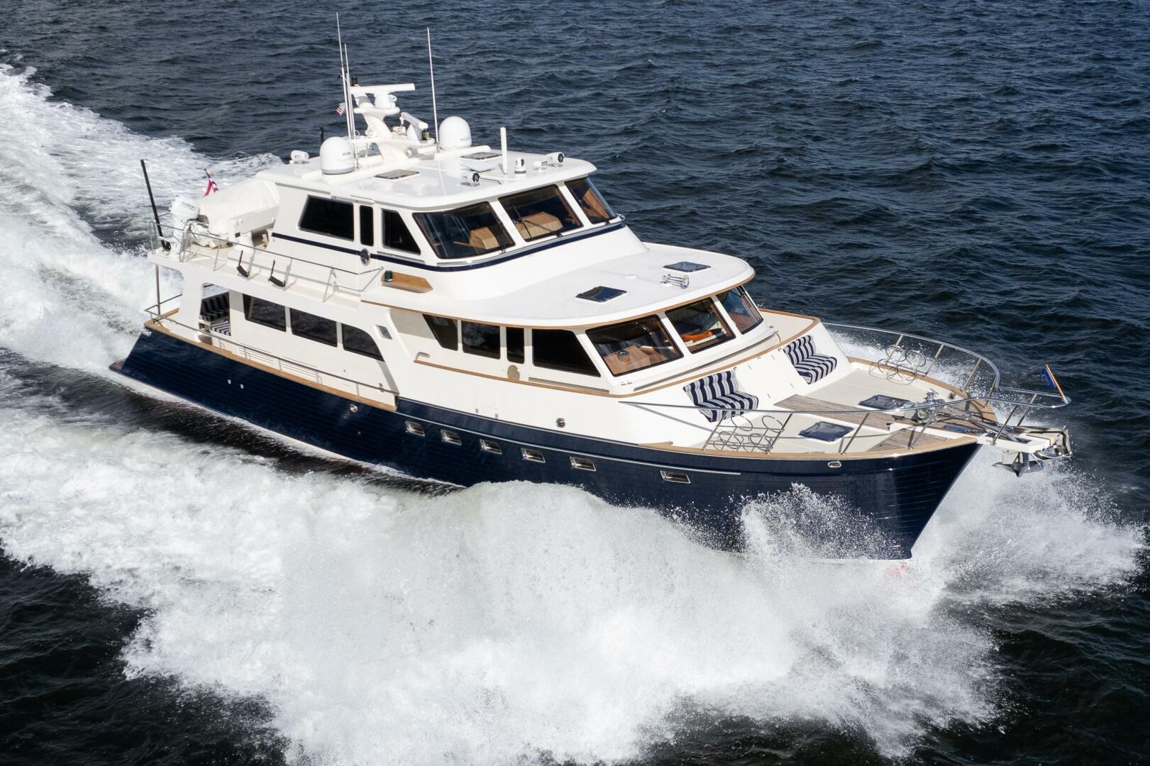 2007 Marlow 72 E-CB "GRIFFIN" - photo 2