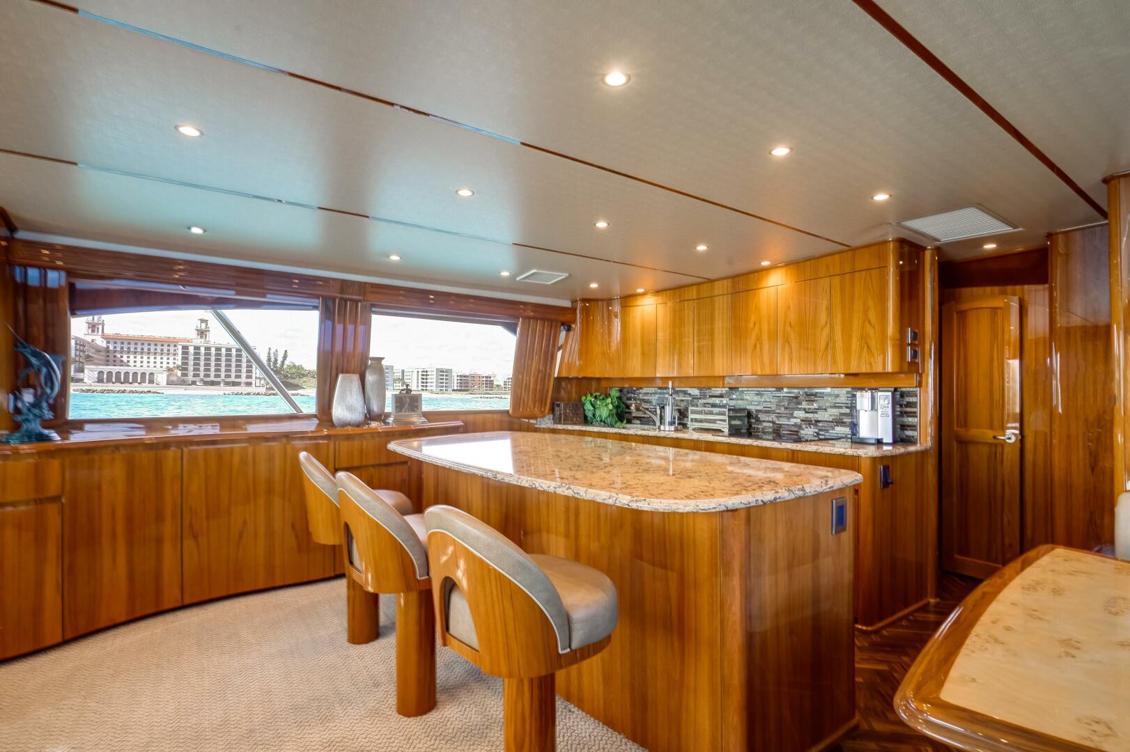 2015 Viking 70 Convertible "Pipe Dreamer" - photo 2