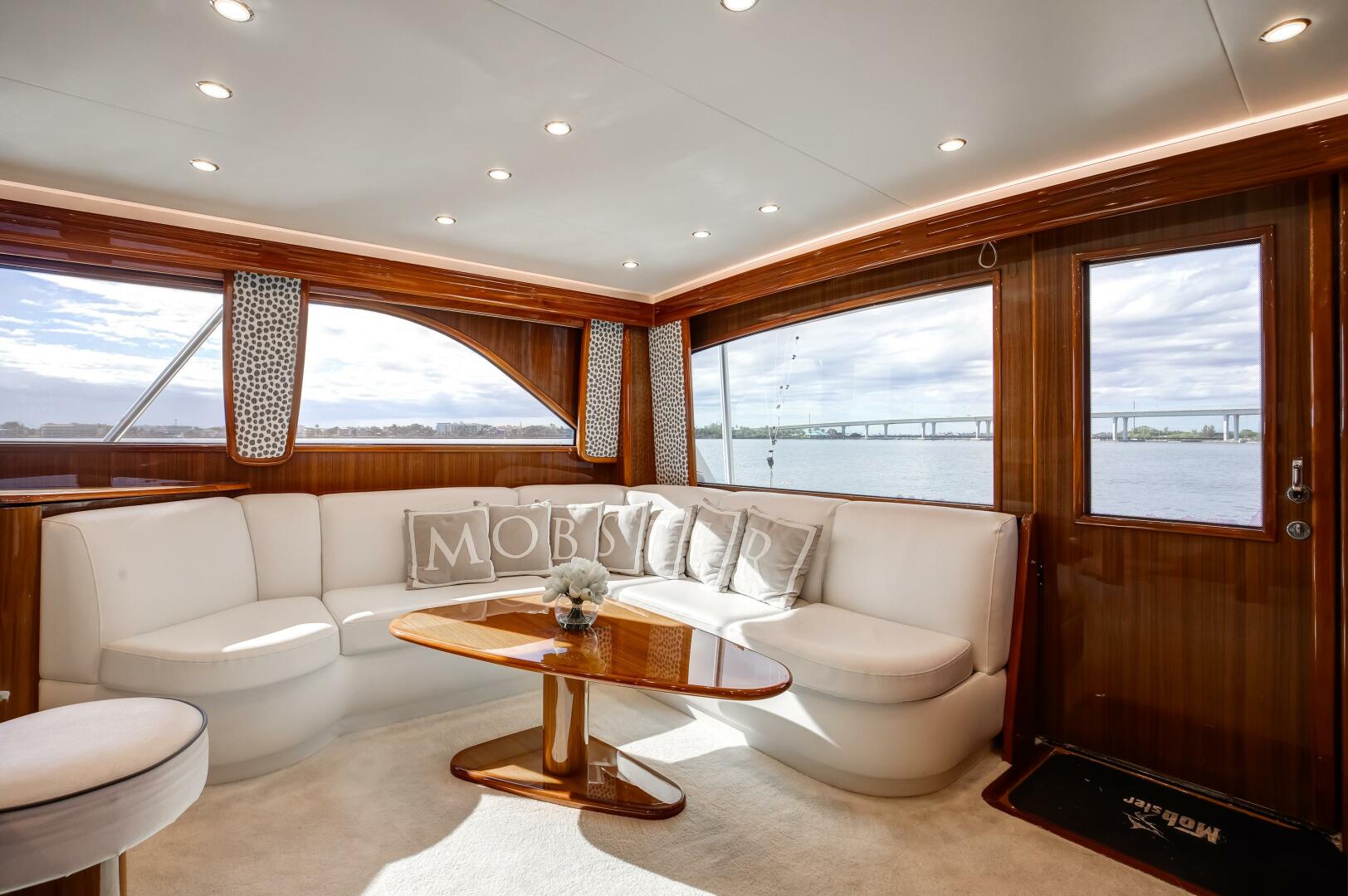 2007 Viking 68 Convertible "Mobster" - photo 2