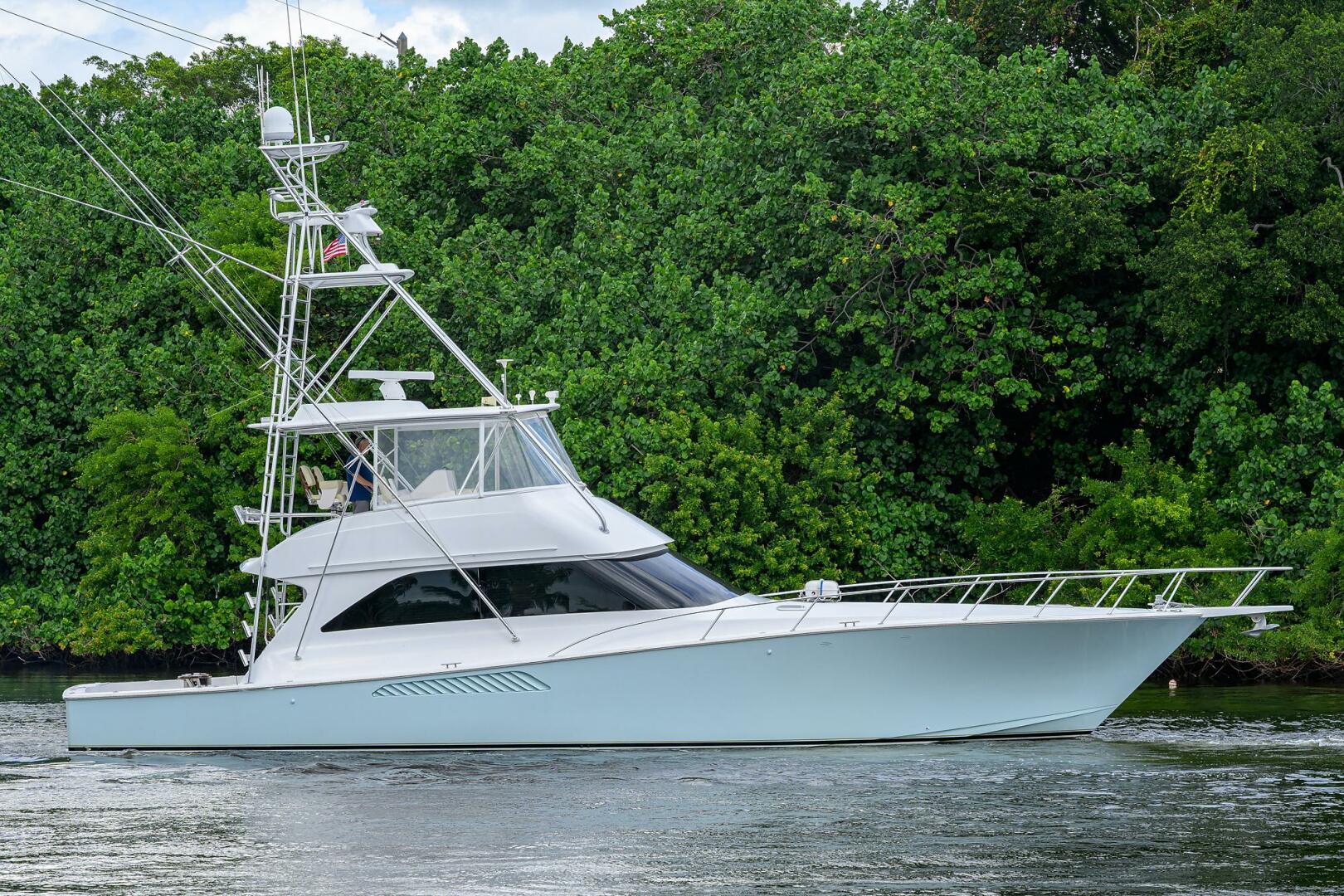 2004 Viking 56 Convertible "MATTER OF TIME" - photo 2