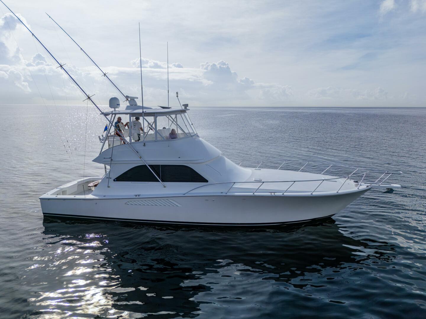 2004 Viking 48 Convertible "Sweet Melissa" - photo 1