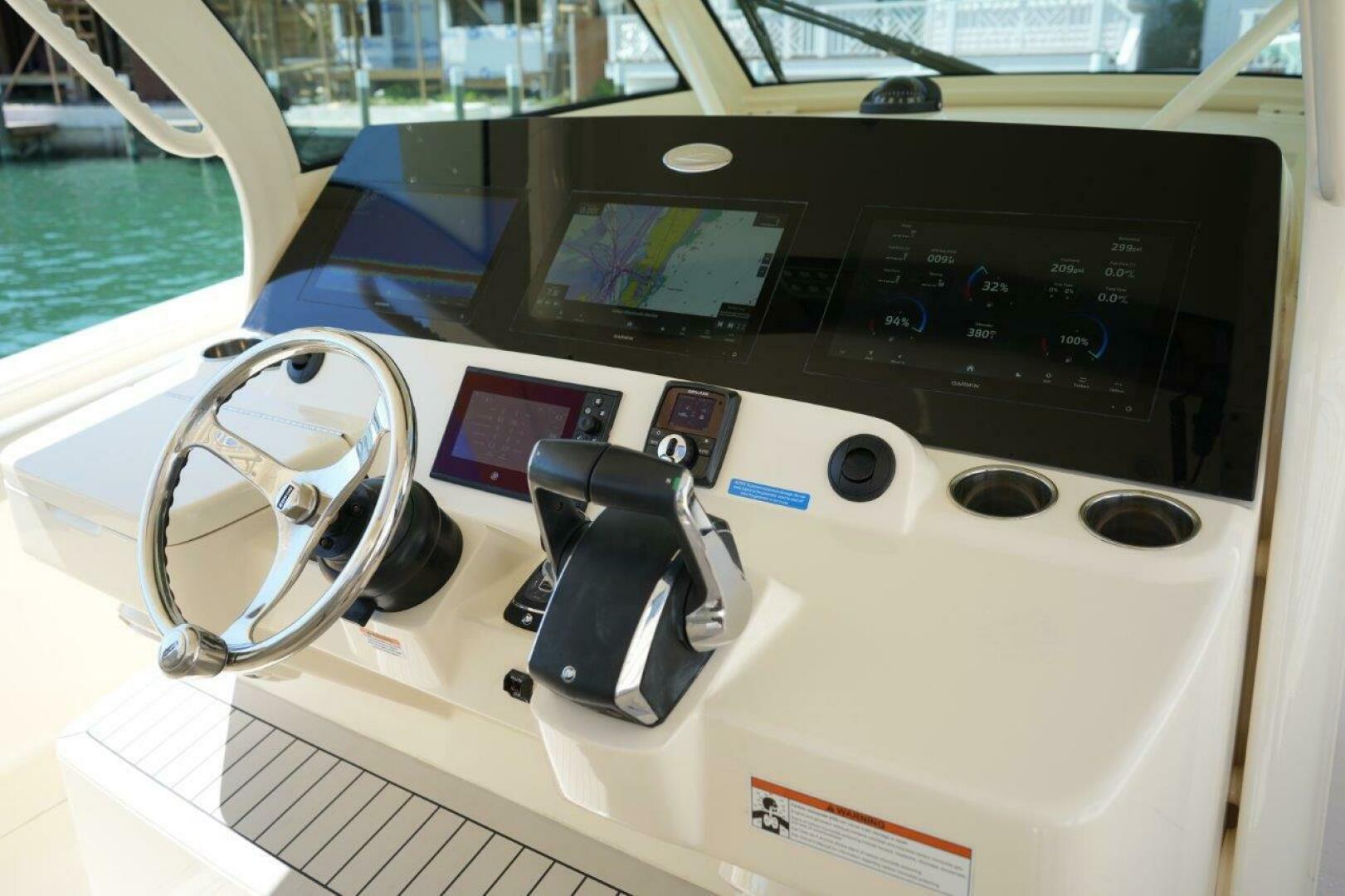 2022 Scout 380 LXF "Uncharted" - photo 2