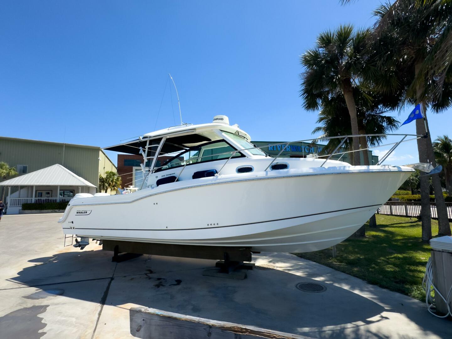 2018 Boston Whaler 315 Conquest "PEARL" - photo 2