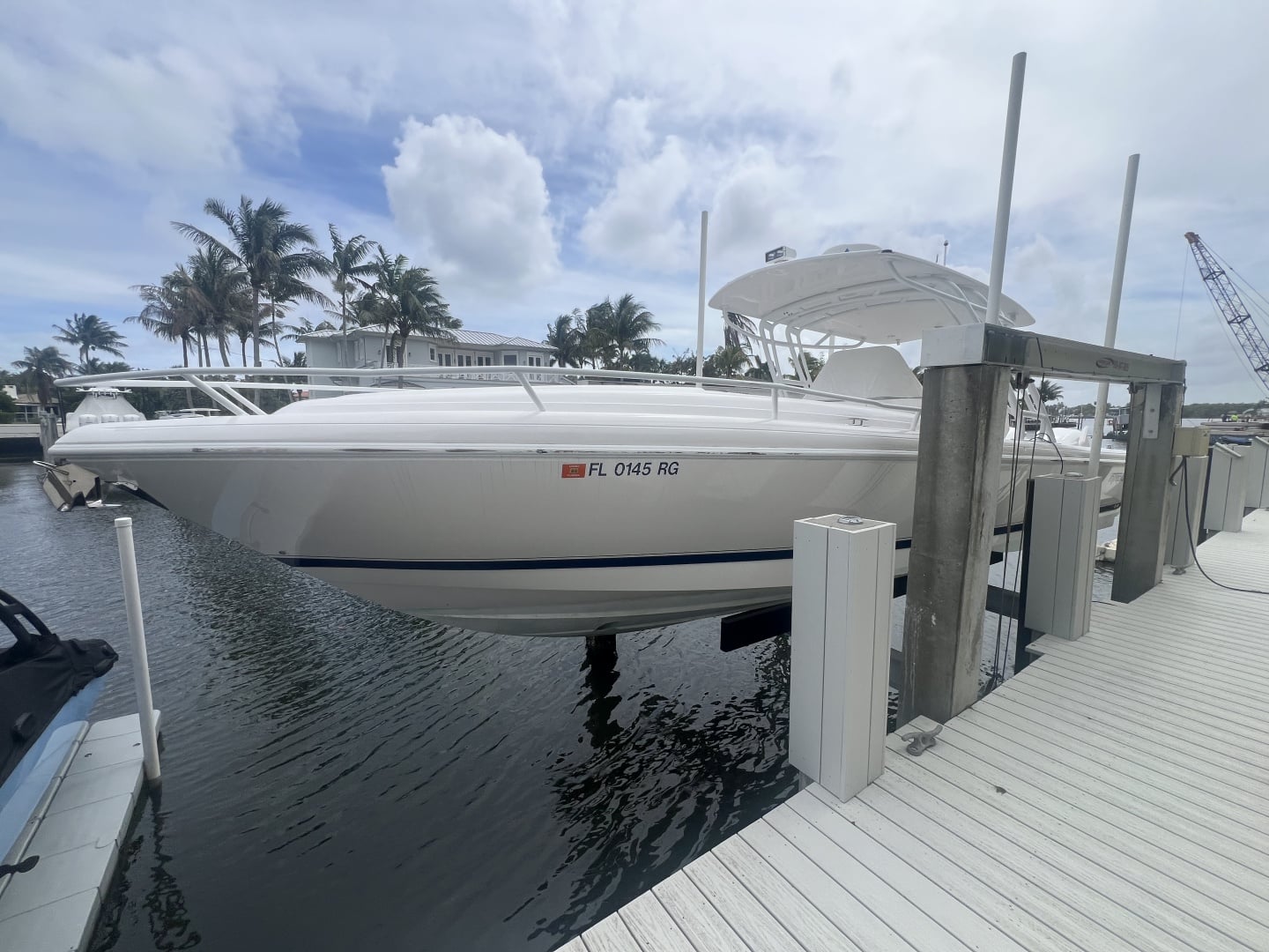 2017 Intrepid 327 Cuddy "PATRICIA" - photo 3