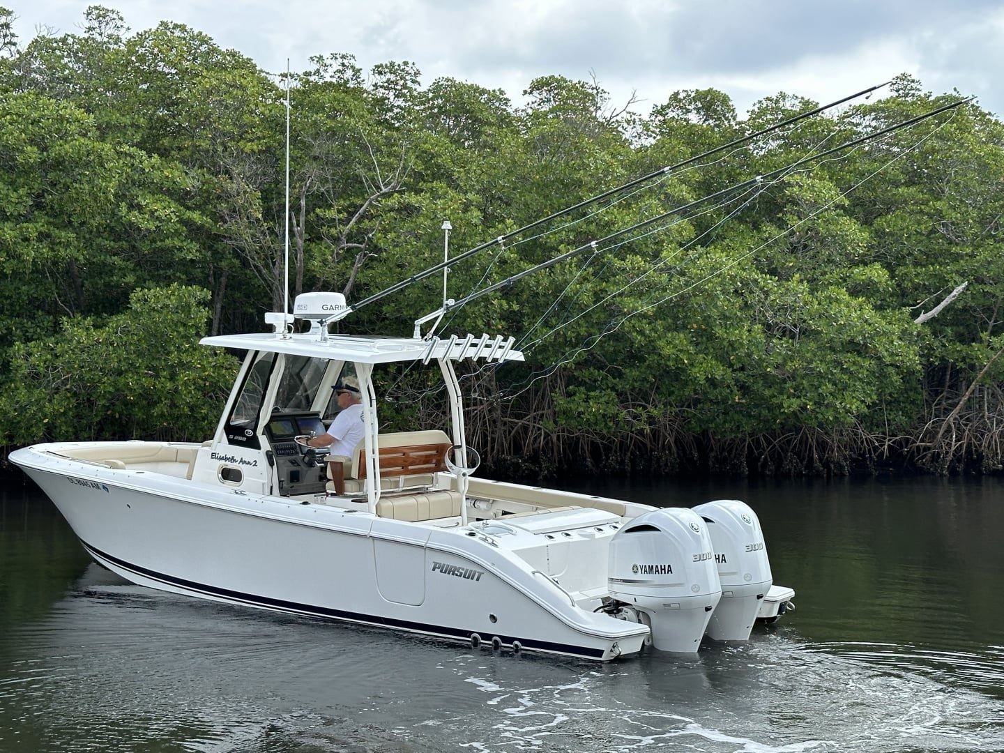 2019 Pursuit S288 CC - photo 2