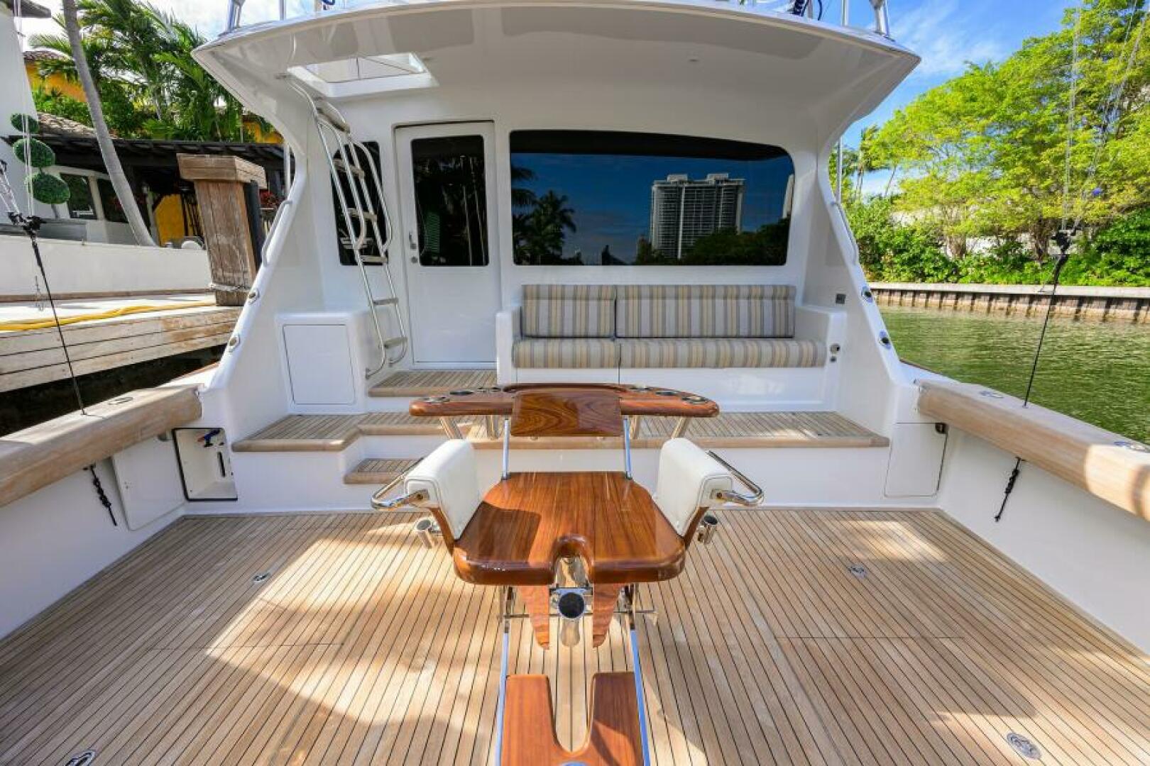 2008 Viking 60 Convertible "PRYORITIES" - photo 2