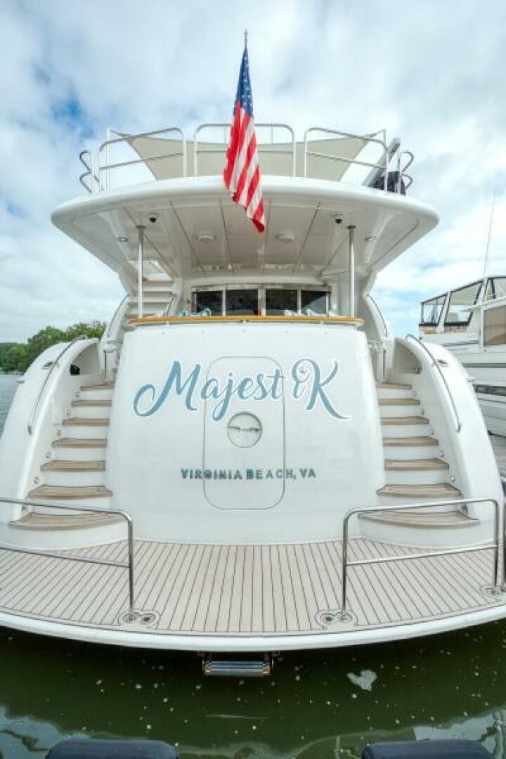 2007 Hatteras 80 Enclosed Bridge "MAJESTIK" - photo 2