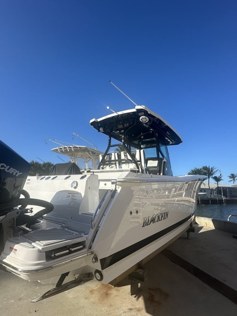 2024 Blackfin 272 CC - photo 2