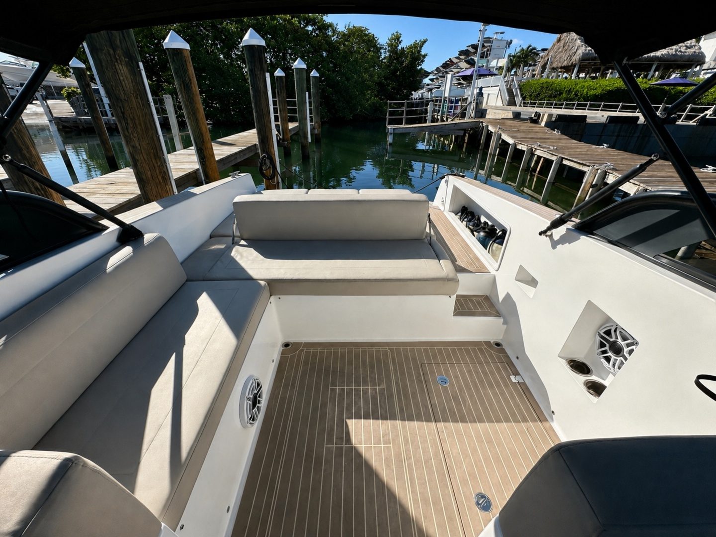 2023 VanDutch 32 "Graziella" - photo 3