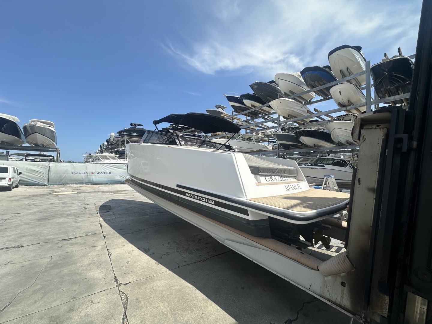 2023 VanDutch 32 - photo 2