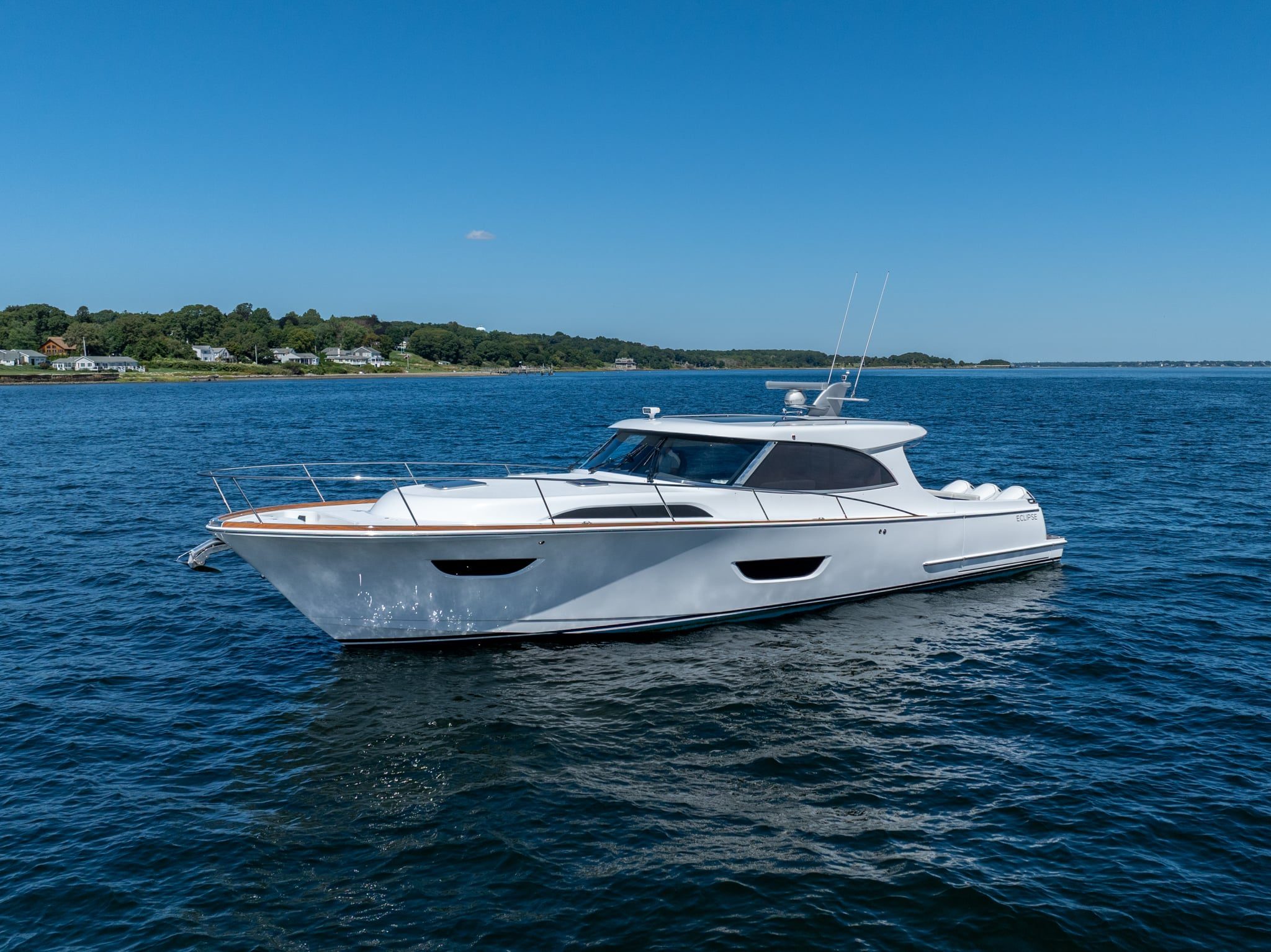 2025 ECLIPSE 505 Shadow "Matterhorn White" - photo 3