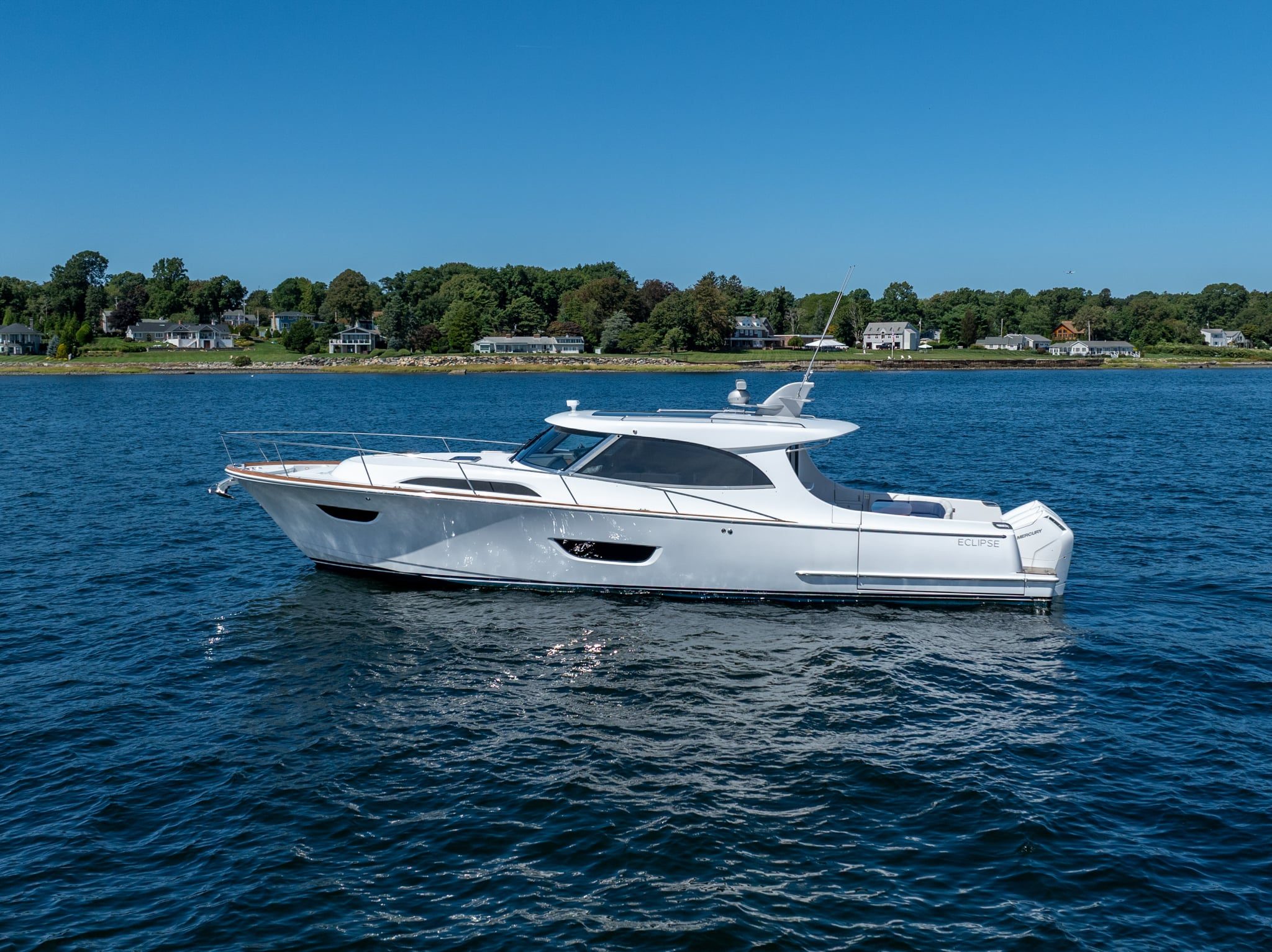 2025 ECLIPSE 505 Shadow "Matterhorn White" - photo 1