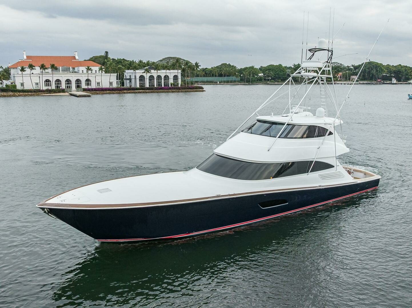 2017 Viking 92 Enclosed Bridge "SPECULATOR" - photo 3