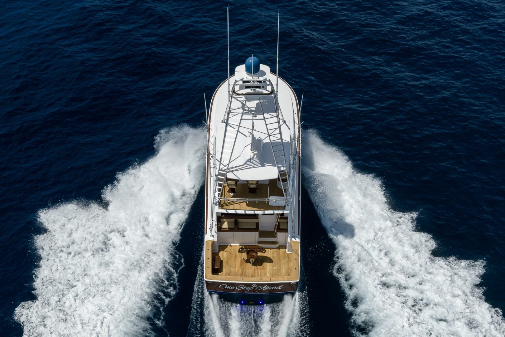 2002 Viking 61 Convertible "One Step Ahead" - photo 2