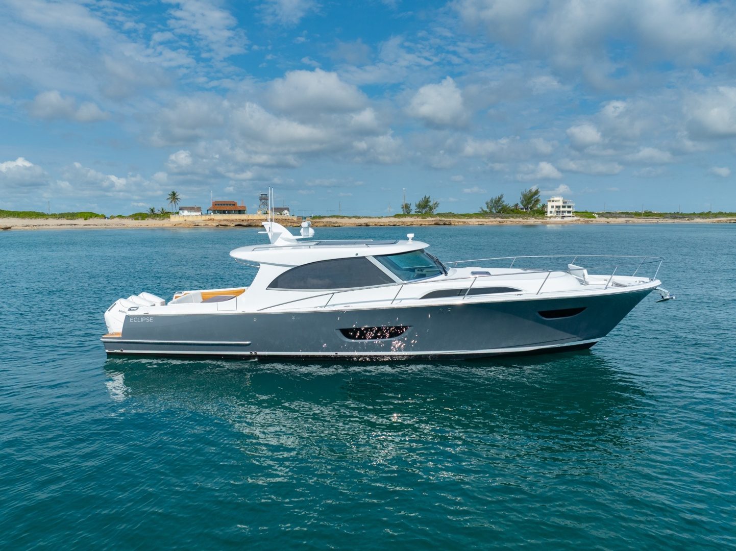 2026 ECLIPSE 505 Shadow "Stingray Gray" - photo 1