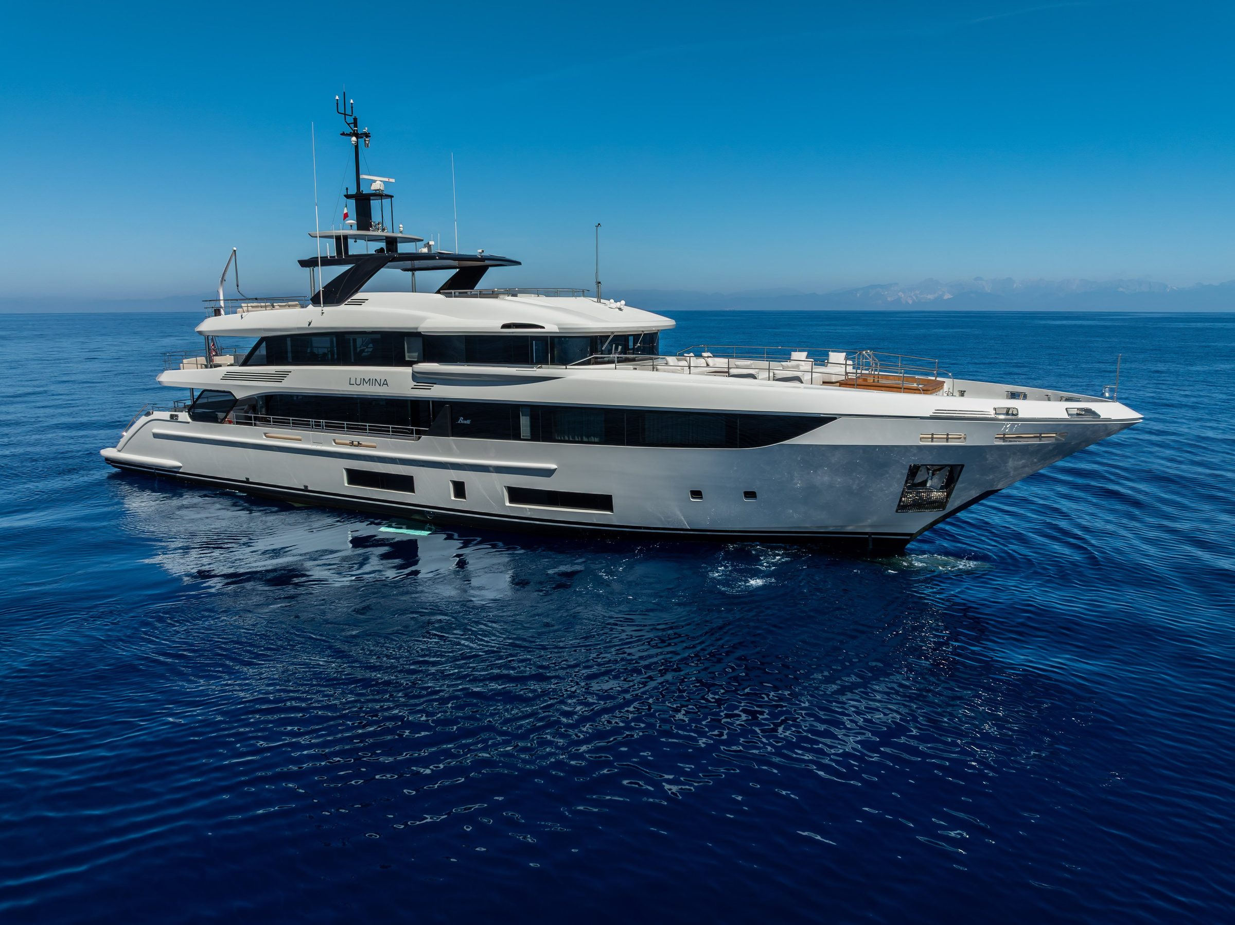 2026 Benetti Class 44M "Lumina" - photo 1
