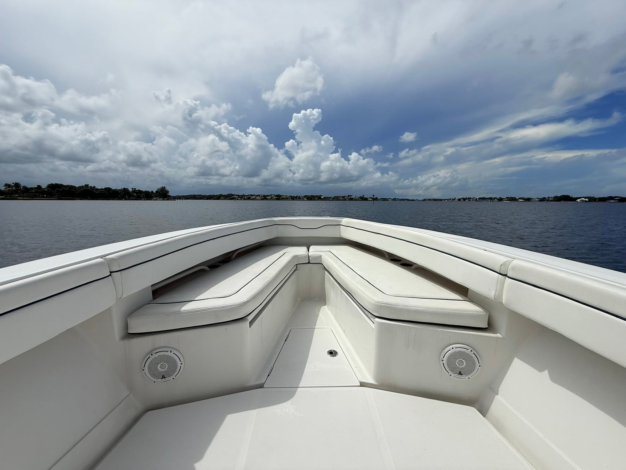 2015 Jupiter 32FS - photo 3