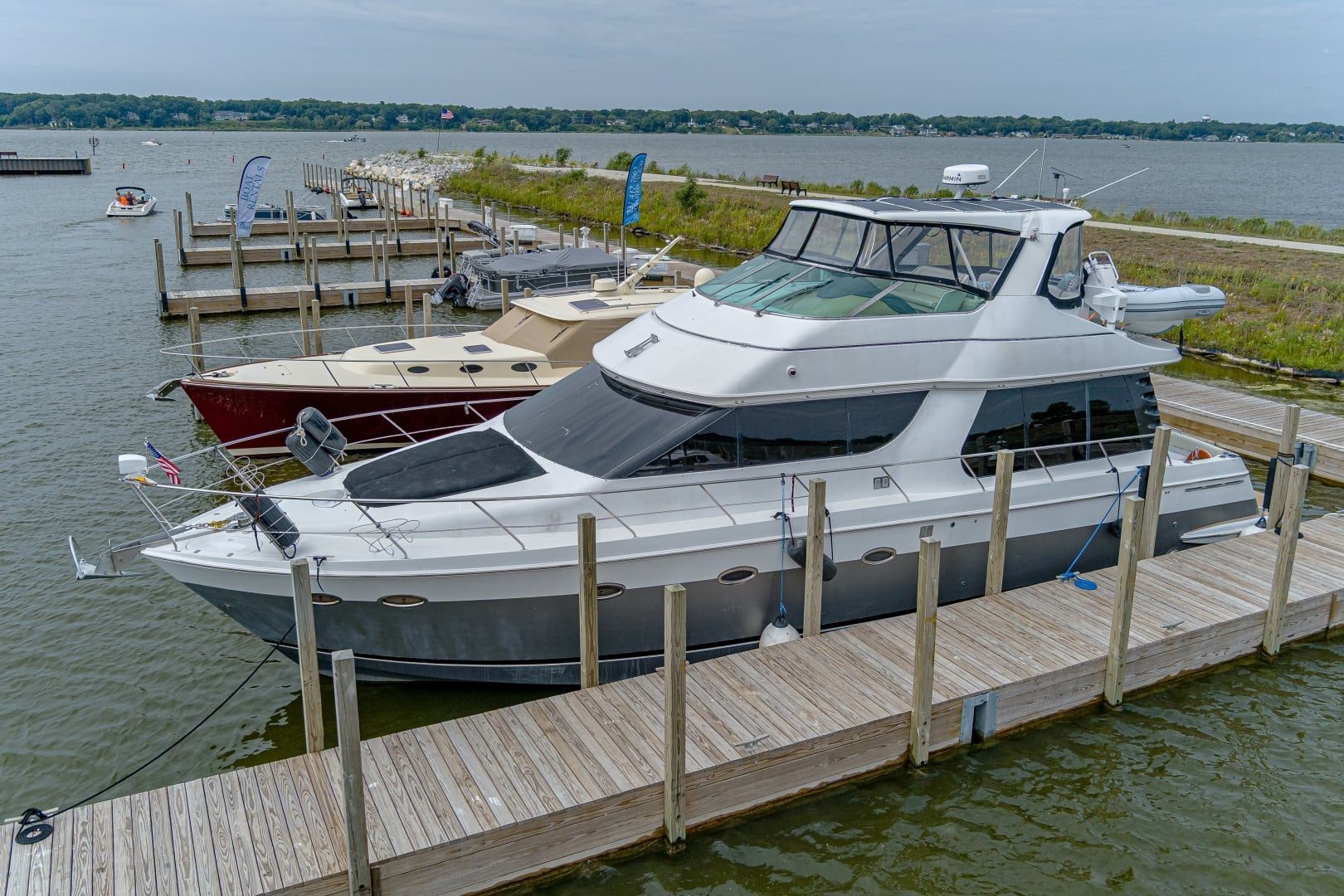 2002 Carver 530 Voyager Sky Lounge "NOW IS GOOD" - photo 3