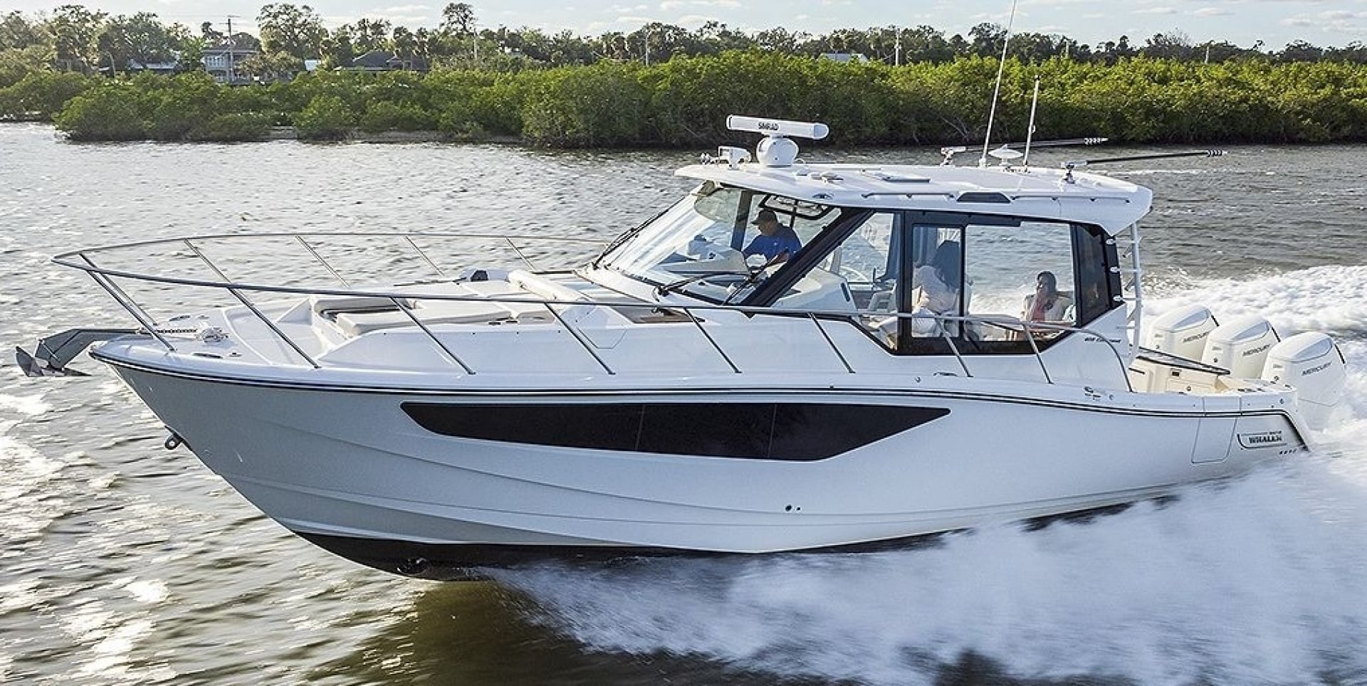 2021 Boston Whaler 405 Conquest - photo 2