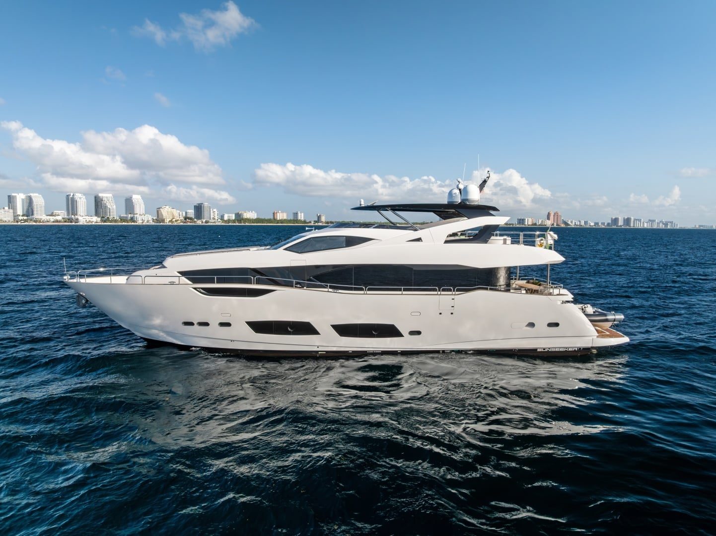 2024 Sunseeker 95 Yacht "Accidental Success II" - photo 2