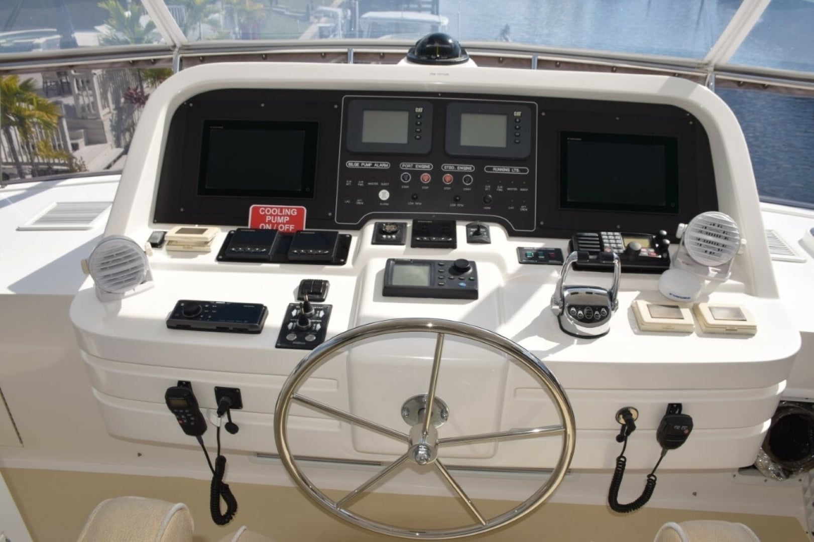 2013 Hargrave Motor Yacht "SALINATE" - photo 2