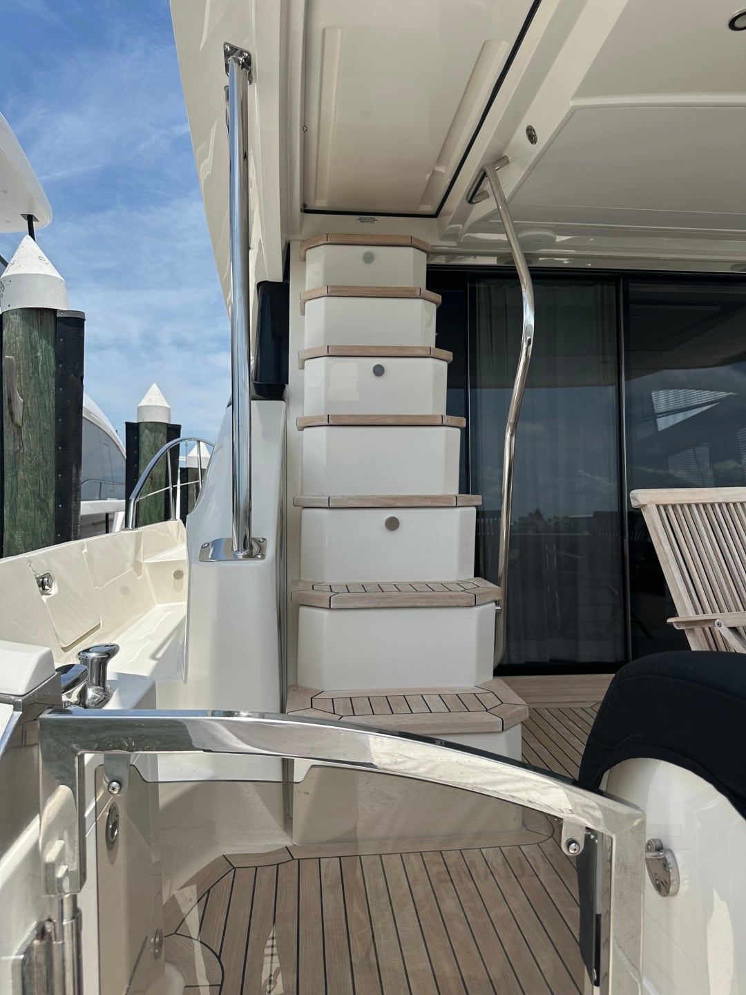 2018 Sea Ray L650 Fly - photo 3