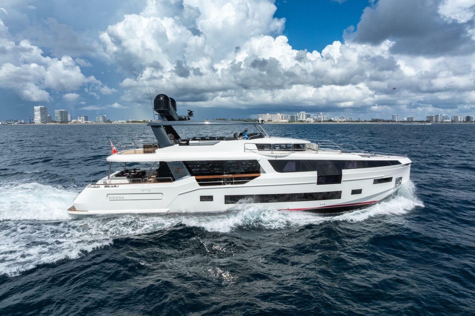2021 Sirena 88 - photo 1