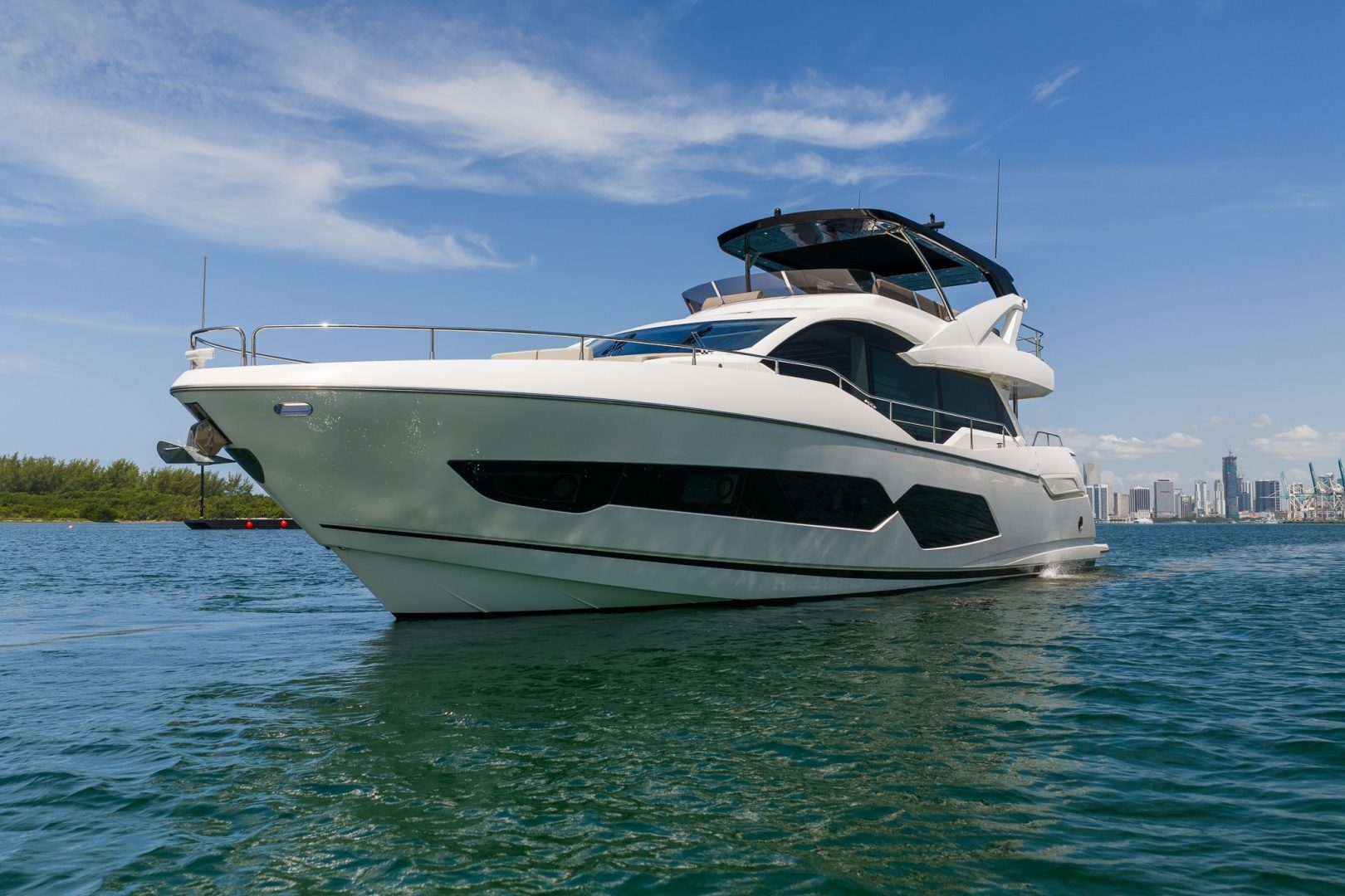 2025 Sunseeker 76 Yacht "BAZINGA" - photo 3