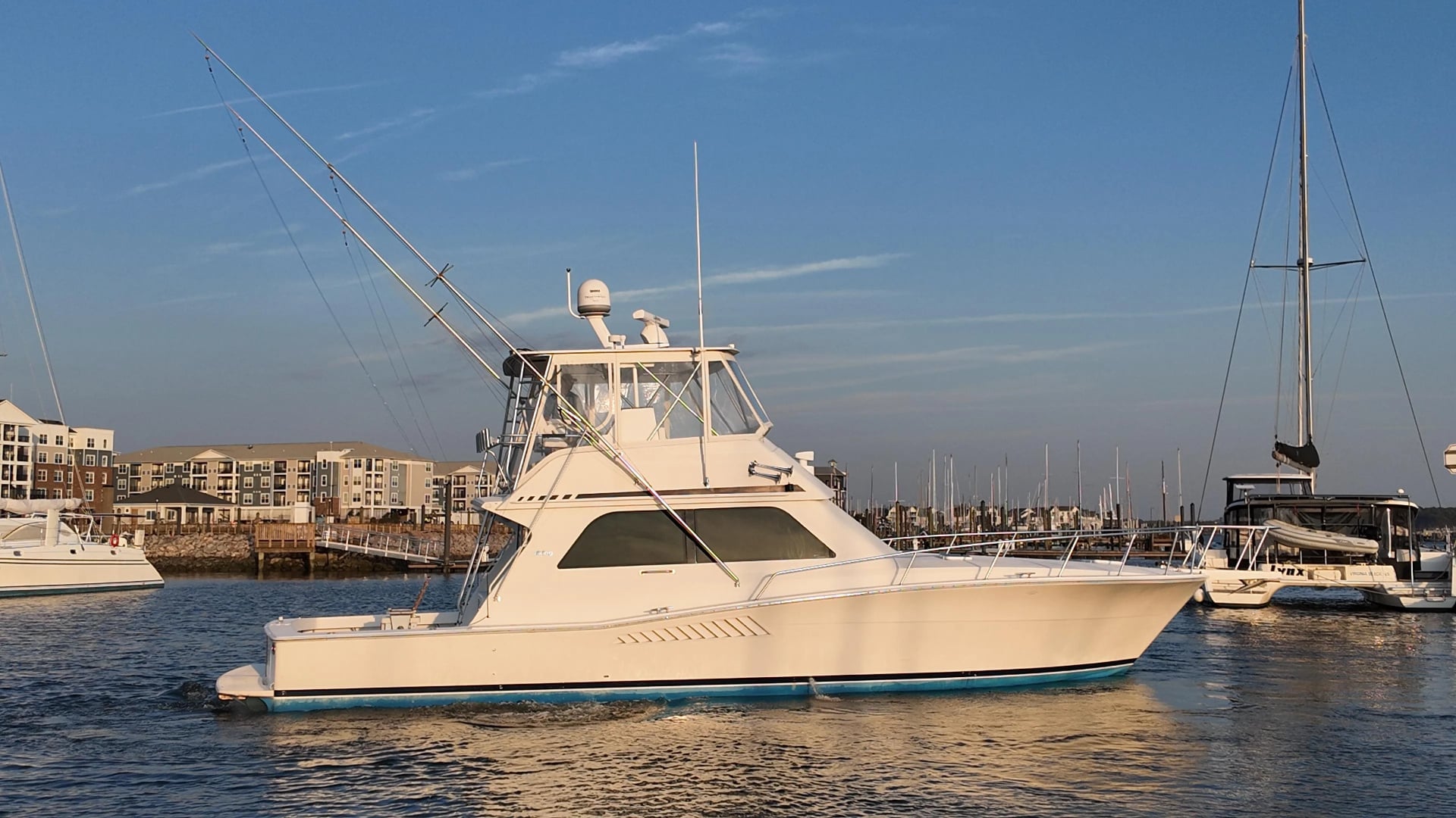 1998 Viking 47 Convertible - photo 1